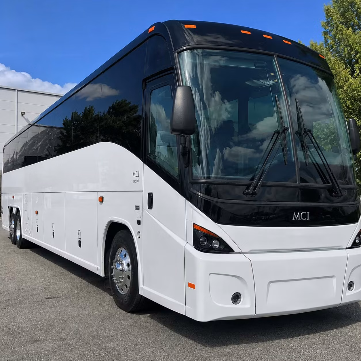 find the right buffalo airport shuttle for corporate groups and convention travelers