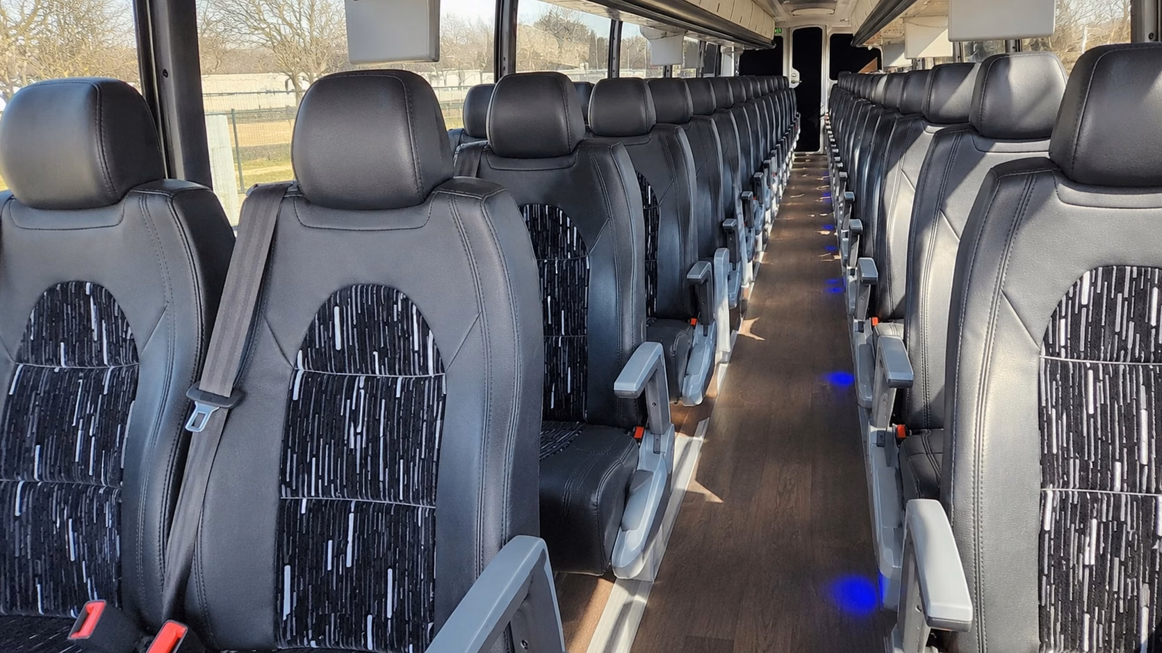 guest shuttle service between buffalo hotels and wedding venues