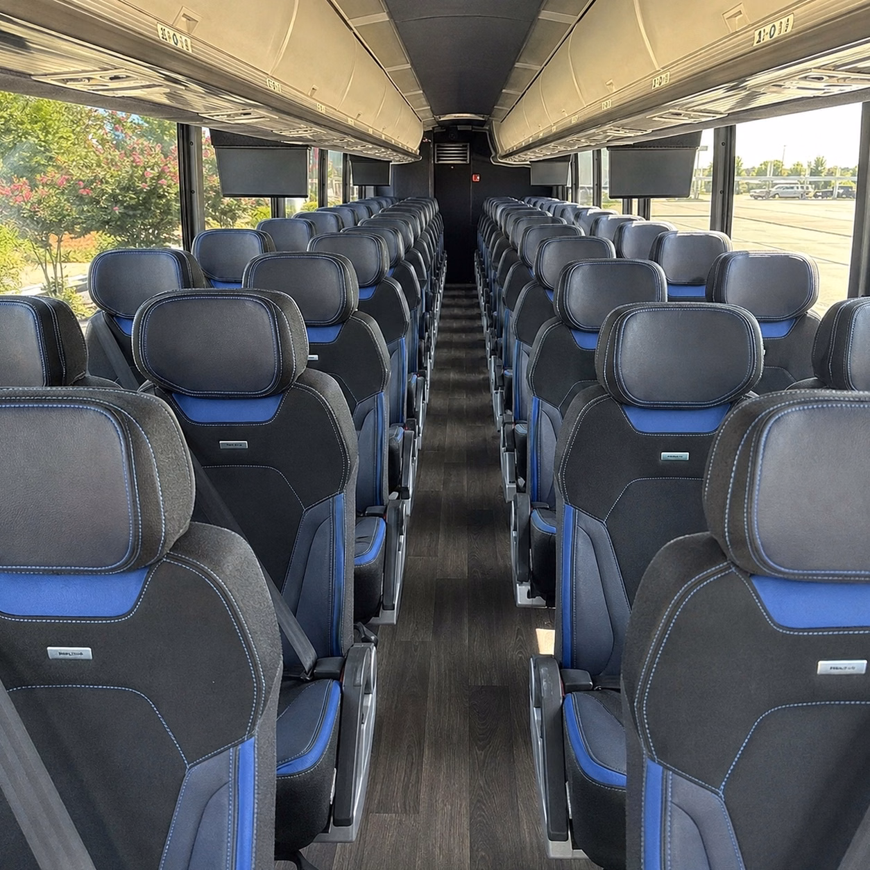 how where and when you re traveling affects your buffalo bus rental rate